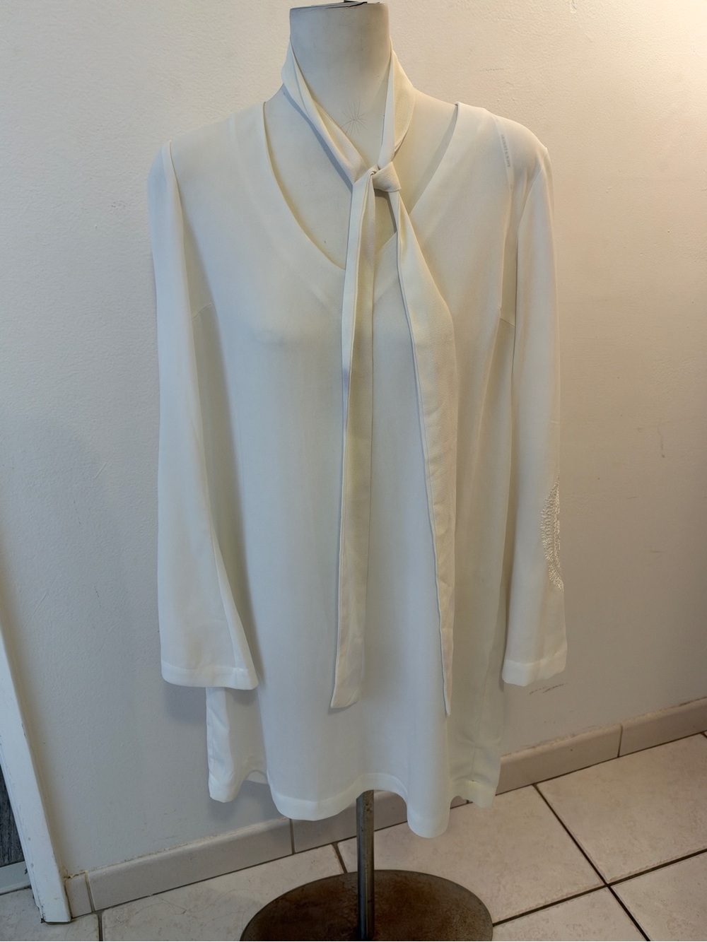 Saks Fifth Avenue Cream Tie-Neck Long Sleeve Tunic